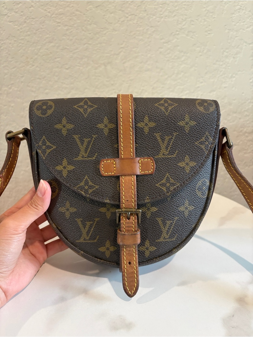 Louis Vuitton Chantilly PM
Shoulder Bag